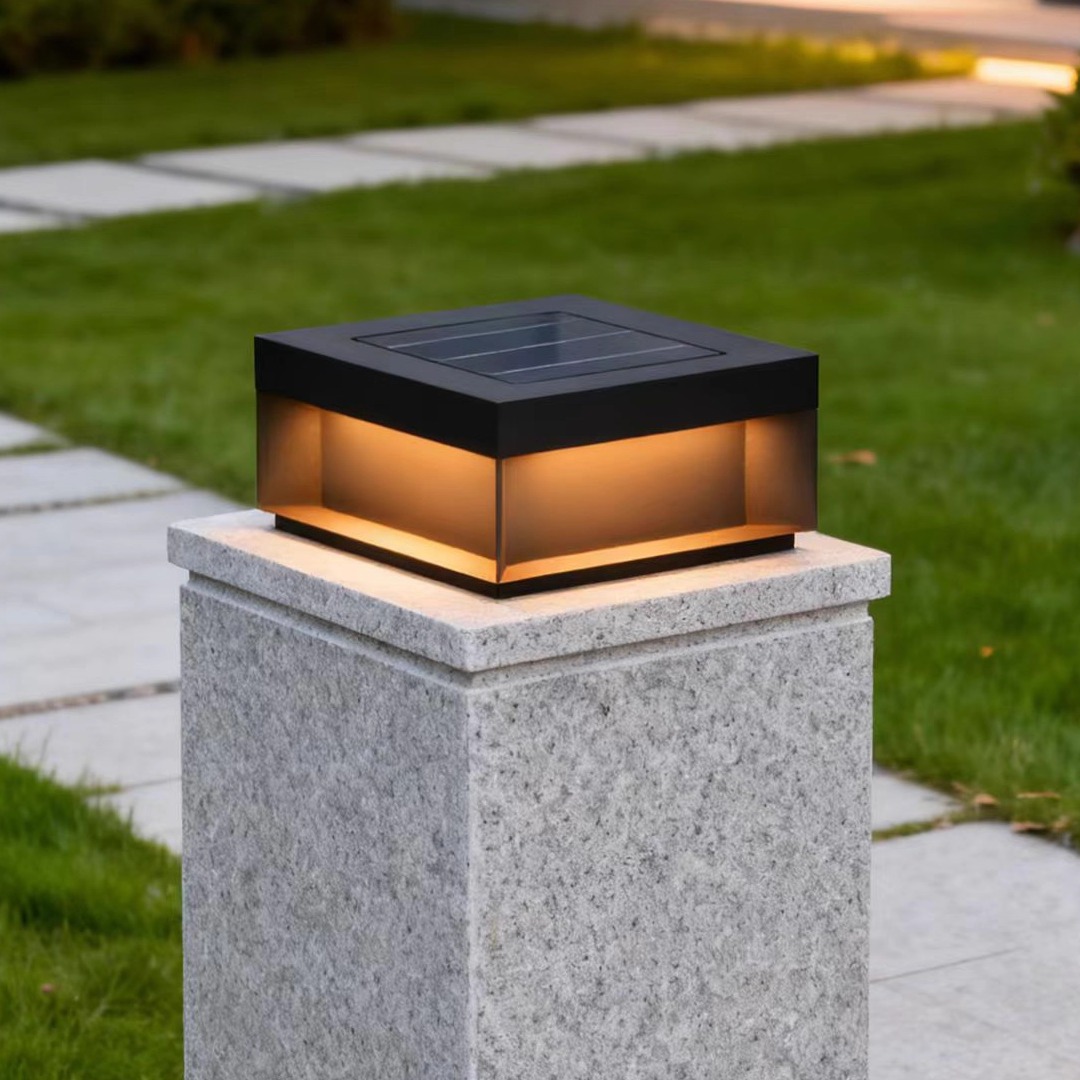 太阳能柱头灯防水别墅围墙灯