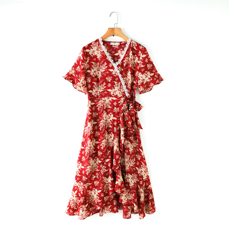 伊自尚大码女装胖mm夏装2020年新款碎花雪纺连衣裙超仙遮肚子显瘦