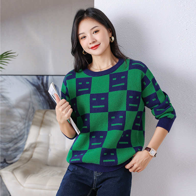 2024年春秋装新款大码胖mm慵懒风休闲套头格子毛衣女宽松长袖上衣
