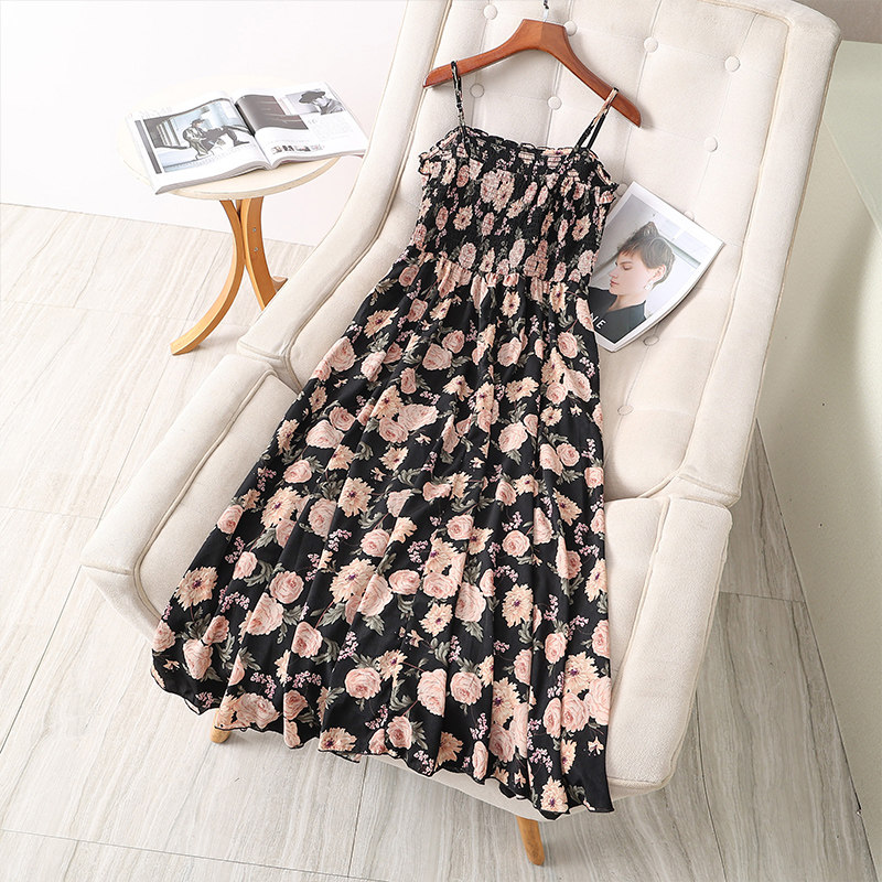 伊自尚2023年新款胖mm小清新大码女装夏季时尚a字碎花吊带连衣裙