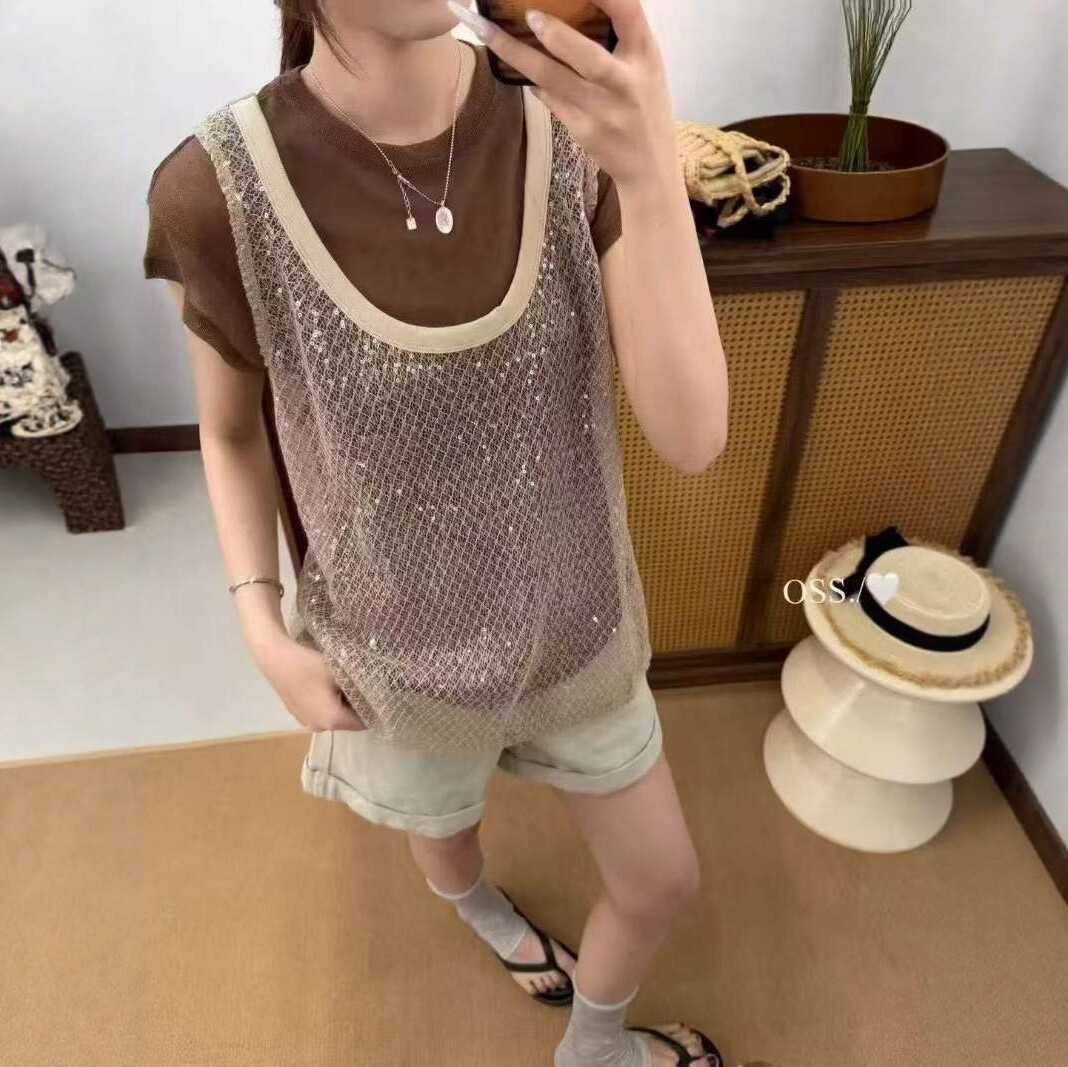 设计感亮片镂空减龄T恤两件套女