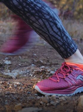 Saucony 索康尼 Xodus Iso 2 女子越野缓震跑步鞋 s10387-1 桃源