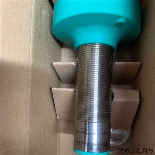 议价全新倍加福 UB6000-30GM-E5-V15 超声波接近开关 原装现货