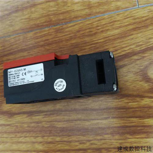 议价现货NP1-628AS-M GP1-2131A-M TZ2LE024SR6 TZ1RE024RC18VAB