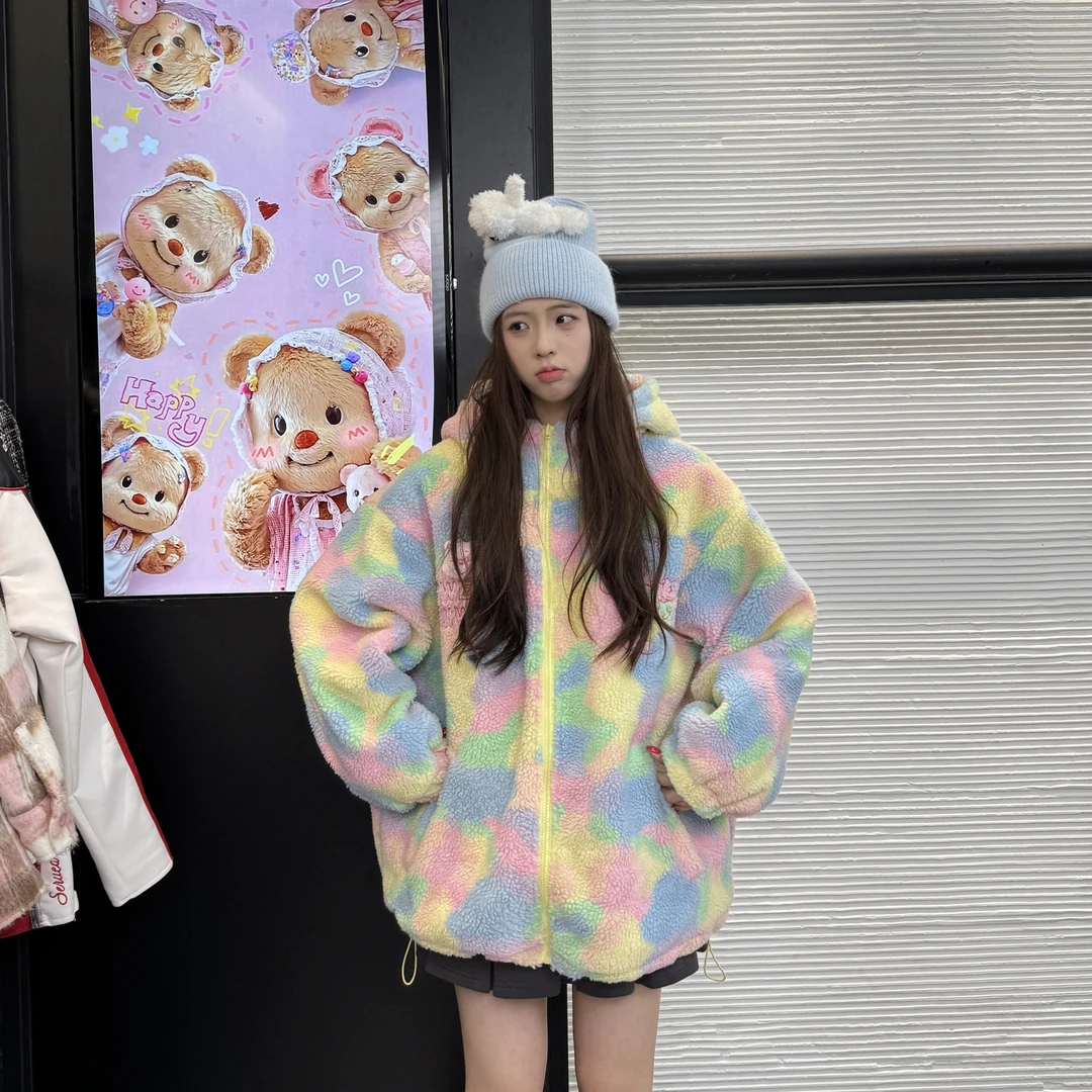 小熊秋冬甜美彩虹熊刺绣连帽外套
