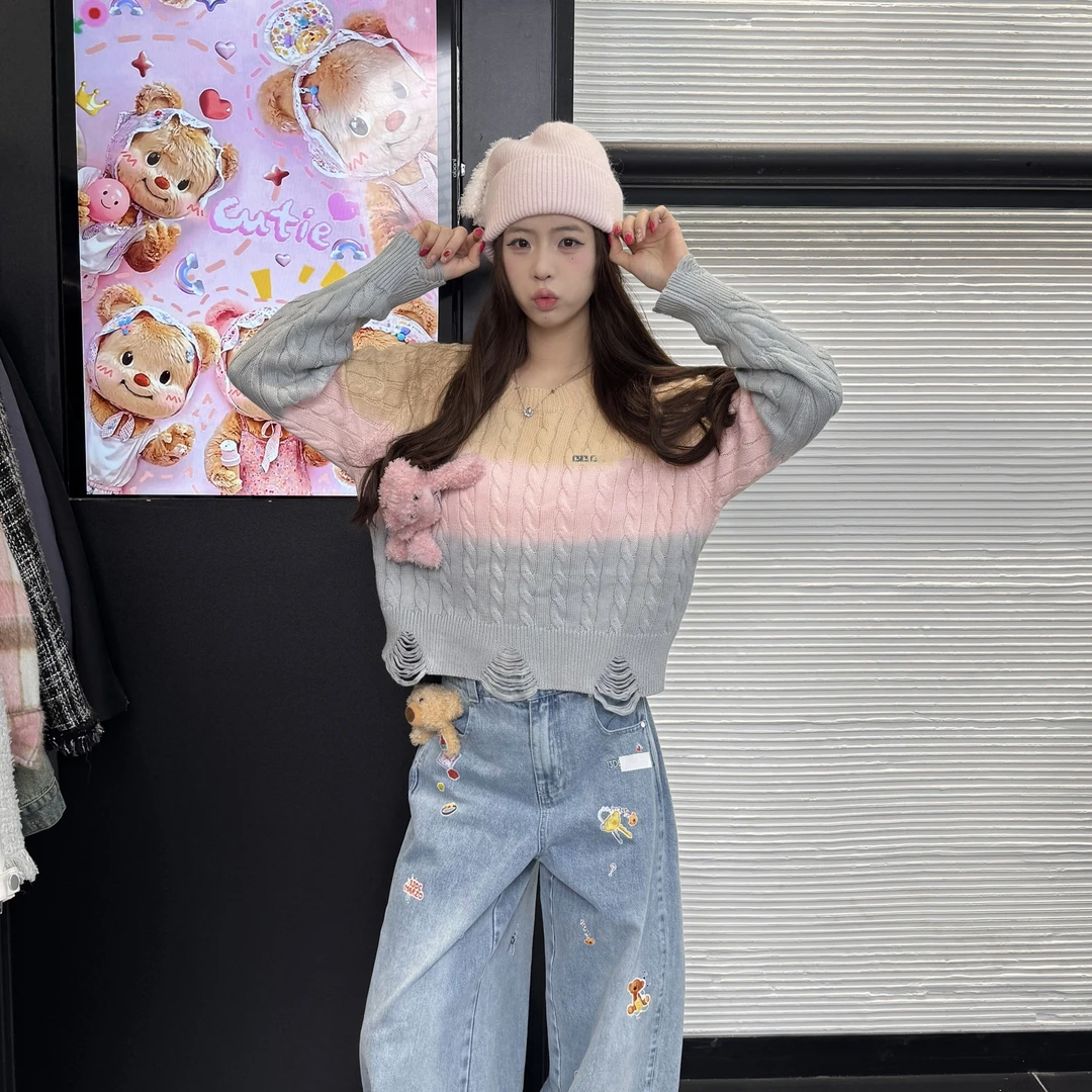 小熊秋冬新款毛衣渐变色磨破