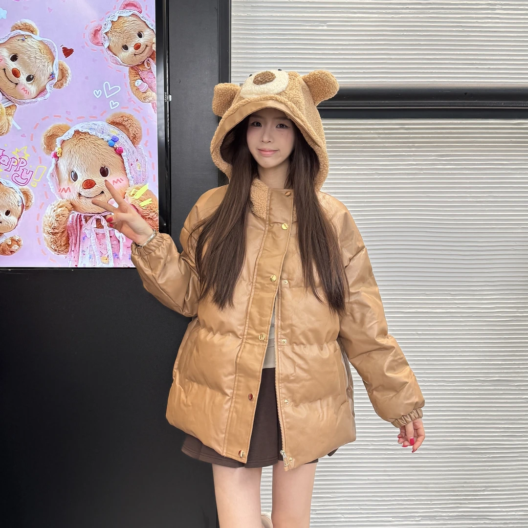 13DE小熊棕色皮质棉服