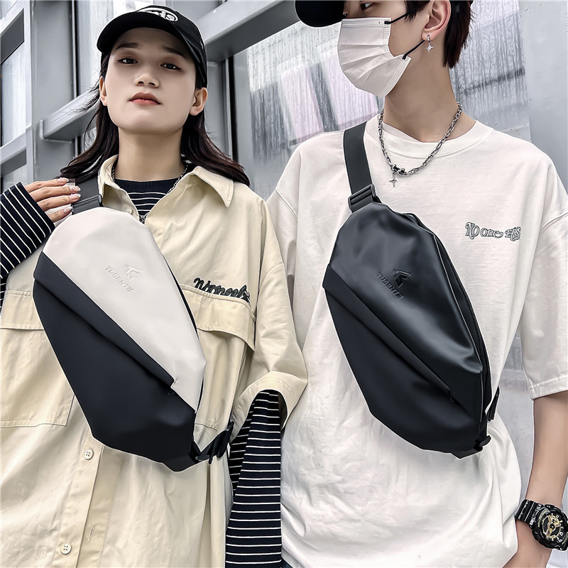 男士斜挎包胸包通勤包男款邮差包骑行包机车背包运动女生单肩包潮