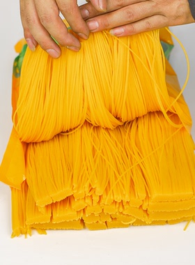 批5斤玉米面条正宗东北碴条鲜挂面粗粮细作速食叉插条面纯黄面条