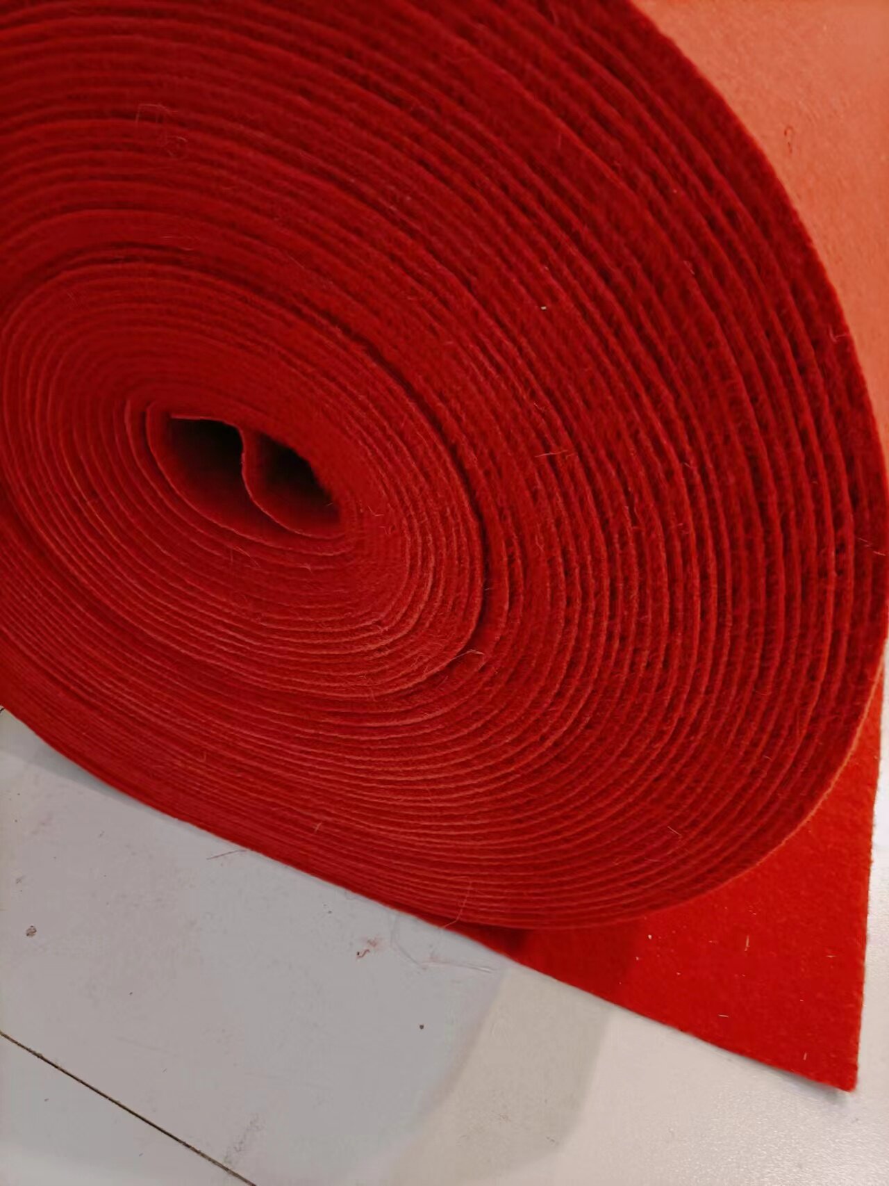 特价加厚红地毯开业婚庆展会舞台大红色拉绒地毯灰色绿色满铺