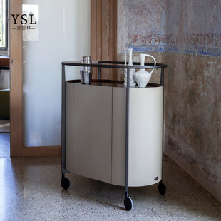 Poltrona 极简马鞍皮移动边几轻奢移动酒柜定制 Frau家具意式