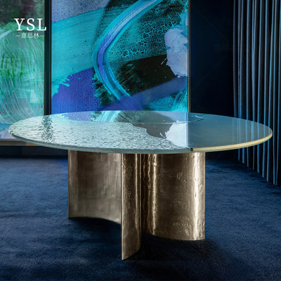 Visionnaire餐桌艺术大理