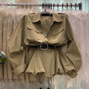 2026新款韩版时尚百搭翻领长袖宽松衬衫上衣+腰带灯笼短裙两件套