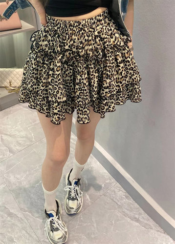 豹纹蛋糕时尚高腰a字半身裙套装