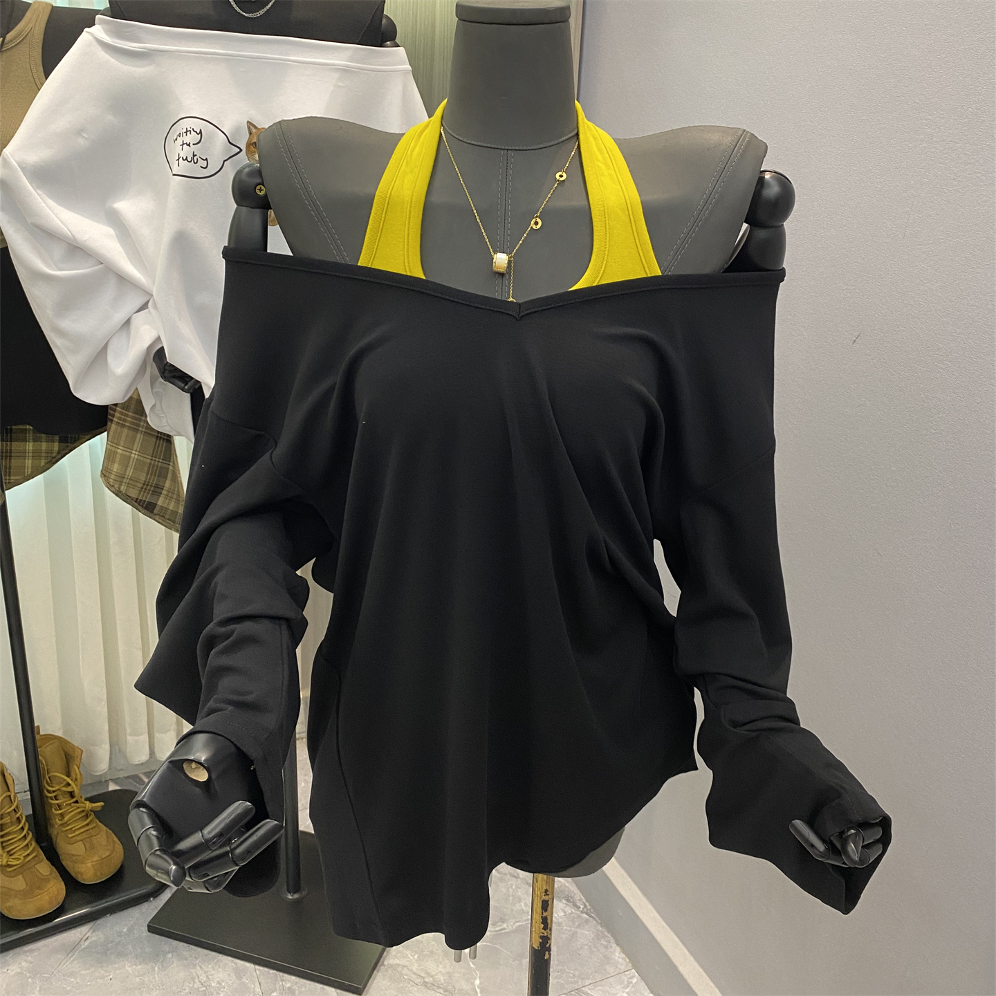 挂脖吊带背心V领长袖T恤两件套女