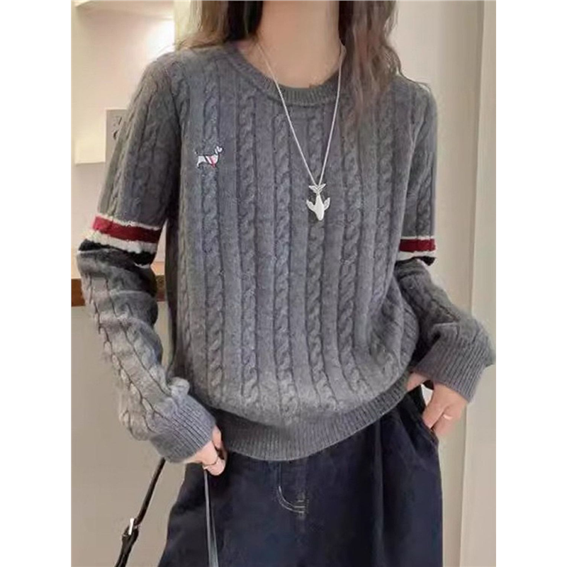 高级感灰色麻花纹软糯针织衫女秋季宽松显瘦气质减龄大码内搭上衣,女装/女士精品,毛针织衫,淘宝优惠券,粉丝福利购,淘宝优惠卷