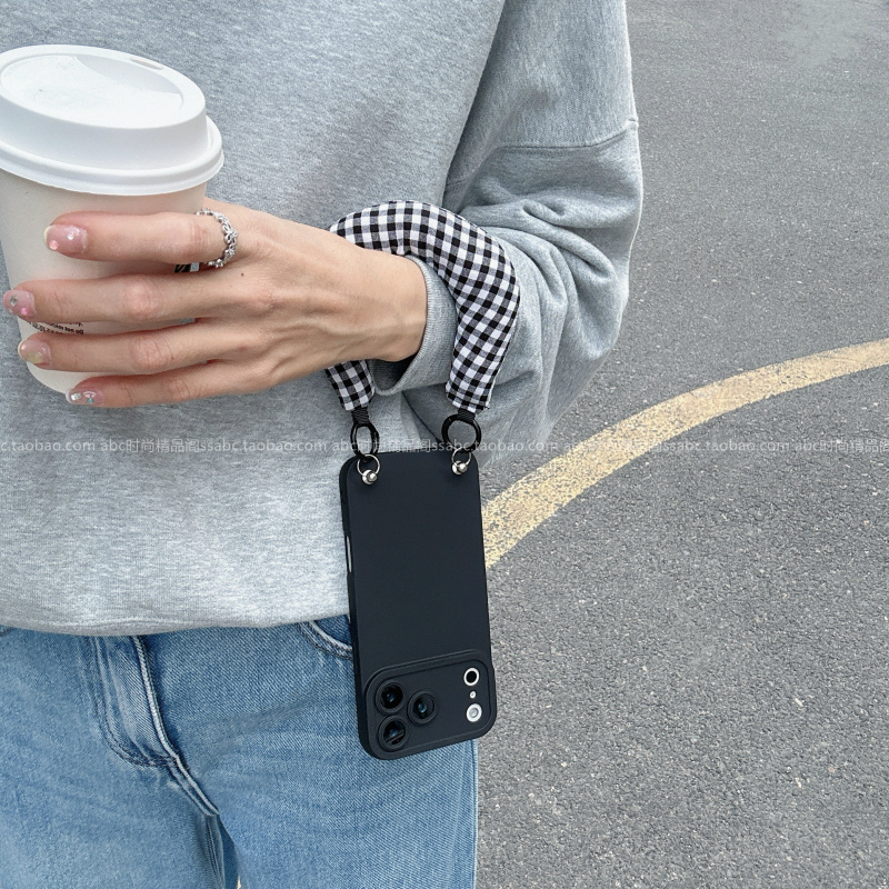 INS风黑白格子充棉手拎绳防摔适用oppofindx9pro手机壳reno15/13斜挎背带findx8硅胶reno11全包边a6女款a5pro