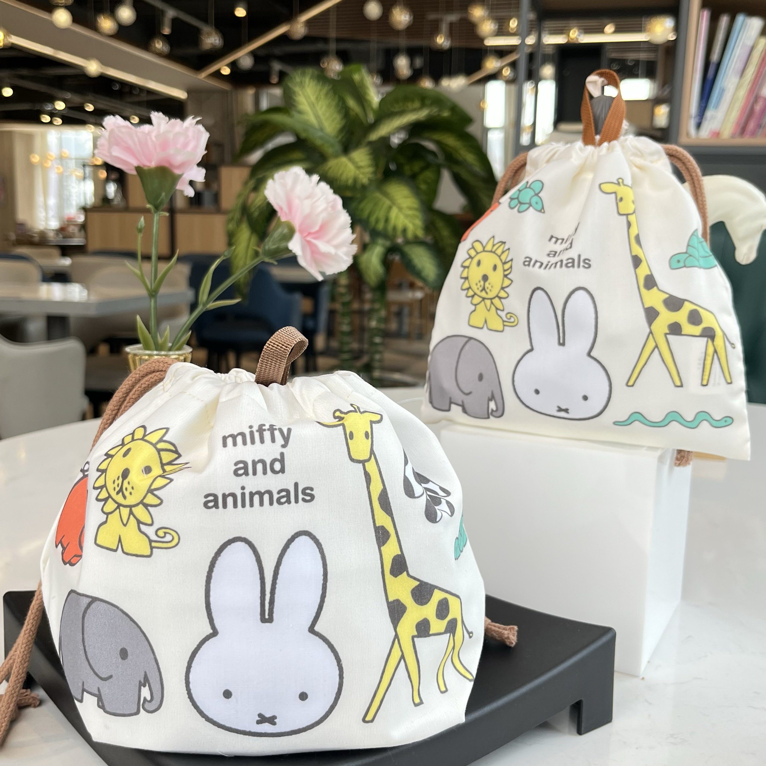 日单兔子与大象系卡通杂货收纳袋束口袋饭盒零食包保冷饭盒包