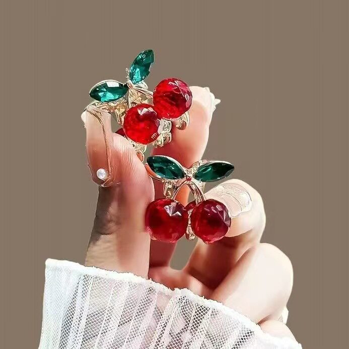 精致樱桃小发夹可爱韩系发饰图片