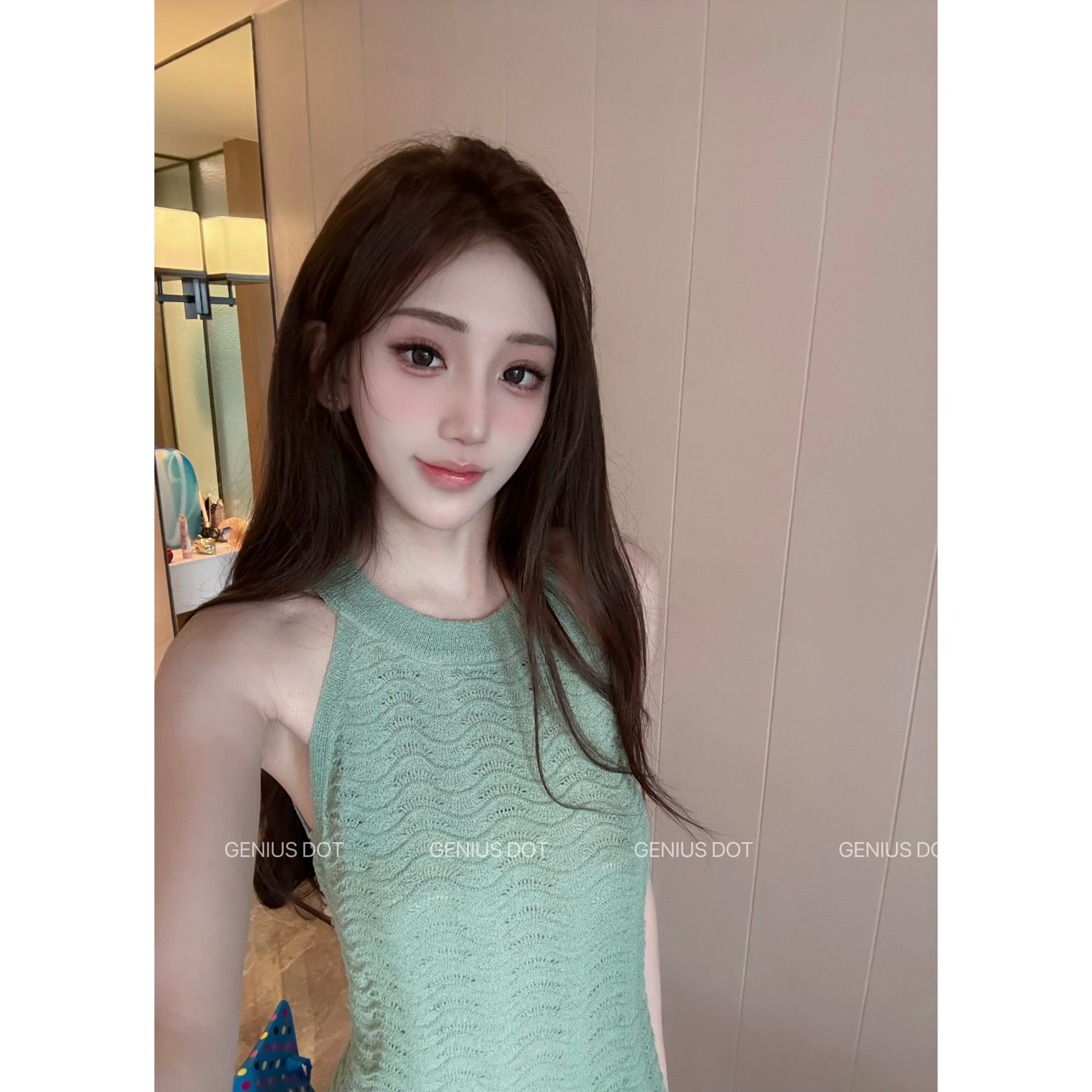 纯欲挂脖针织连衣裙女气质绿色辣妹包臀短裙修身收腰a字吊带裙子