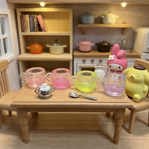 迷你HelloKitty树脂杯套装 微缩娃娃屋食玩配件 仿真水杯模型摆件
