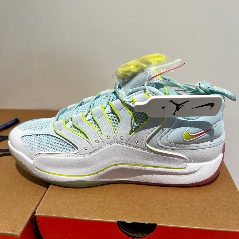 NIKE耐克 KD18 EP 杜兰特18代男子实战训练运动篮球鞋HV1996-100
