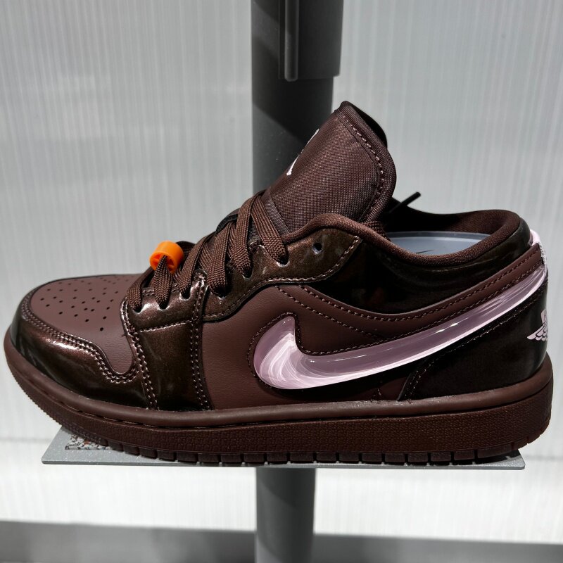 NIKE耐克女鞋WMNS AIR JORDAN 1运动训练篮球鞋IQ9787-262