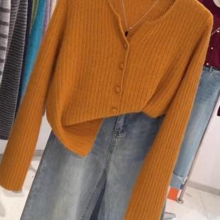 学院风纯色软糯针织毛衣 女韩式 2025秋冬新款 正肩宽松橙色针织开衫