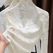 花边V领蕾丝打底衫女2025新款叠穿纯欲性感低领长袖小衫网纱上衣