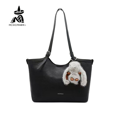 稻草人女包2025冬季新款毛绒兔子挂件专柜同款大容量托特包单肩包