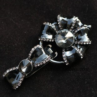 貂扣女的外套水钻扣貂扣鸭嘴扣子皮草对扣裘皮领扣大衣搭扣纽扣