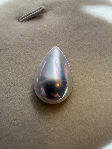 天然海水日本马贝水滴蓝光炫彩无暇精品裸珠13.6x21mm
