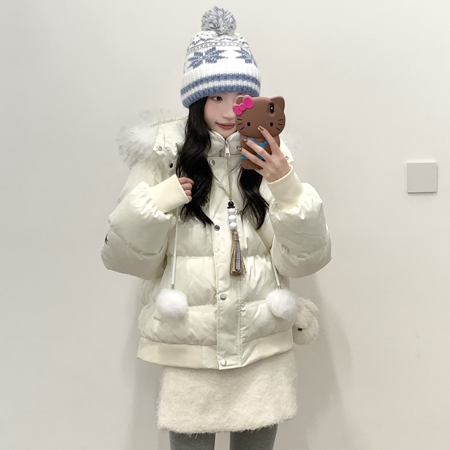 雪花刺绣连帽加厚短款棉服女