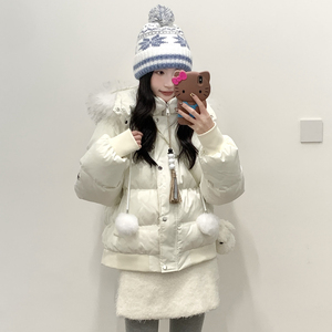雪花刺绣连帽加厚短款棉服女