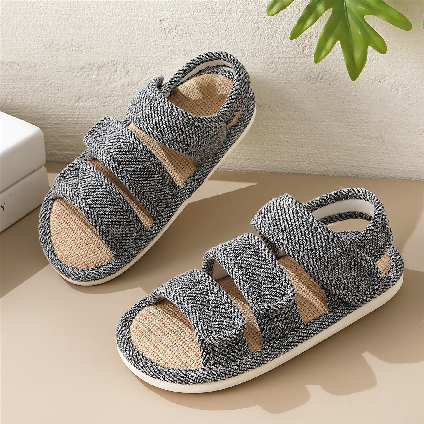 夏季脚臃肿大开口魔术贴老人男女款居家亚麻凉鞋平底防滑露趾拖鞋