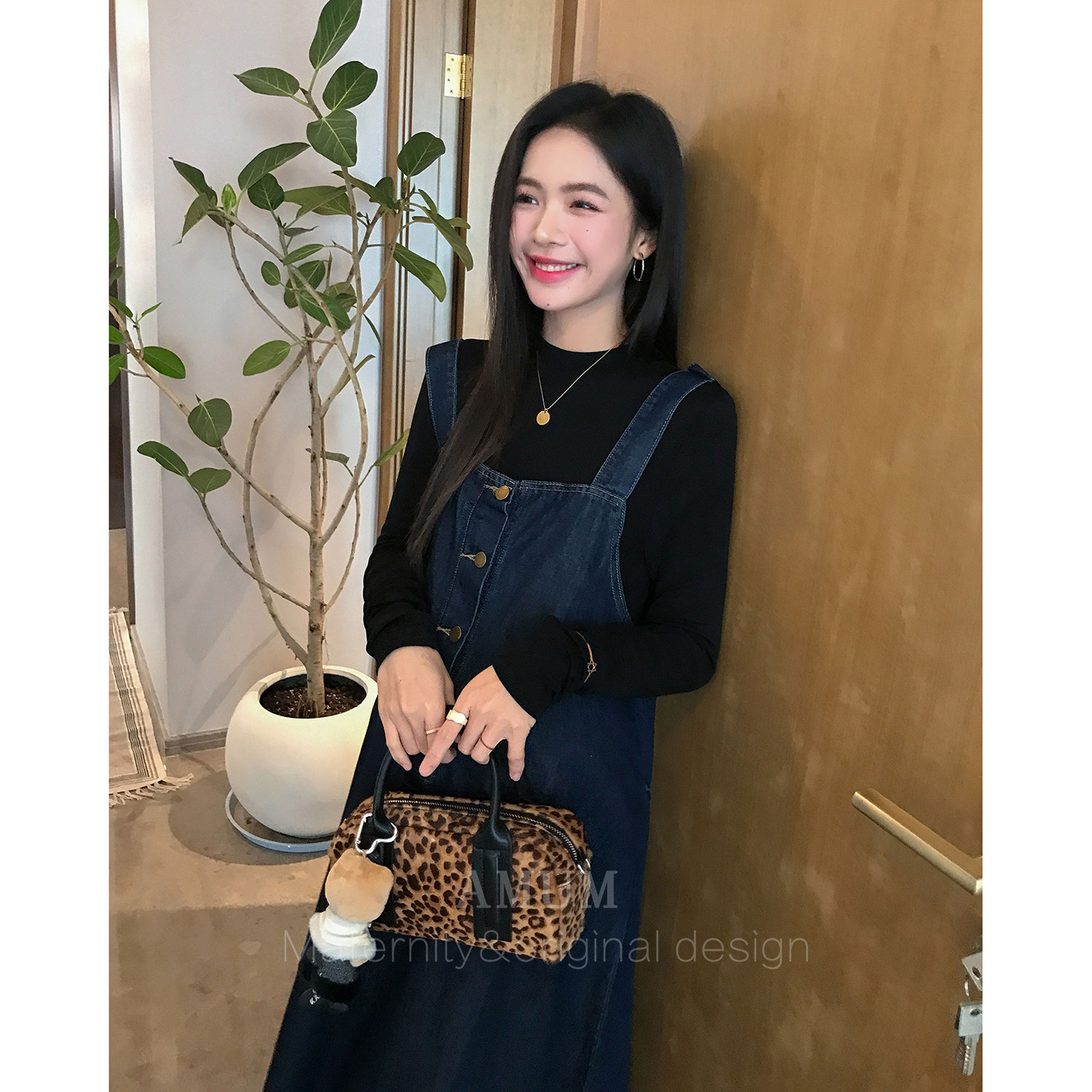 ◆AMUM孕妇装◆深蓝律动~减龄松弛牛仔铜扣宽松百搭A字休闲背带裙图片