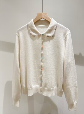 鄂尔多斯市翻领水晶石装饰针织衫女秋冬初绒娃娃领羊绒衫