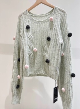 100%山羊绒薄荷绿立体毛球装饰设计感针织羊绒毛衣