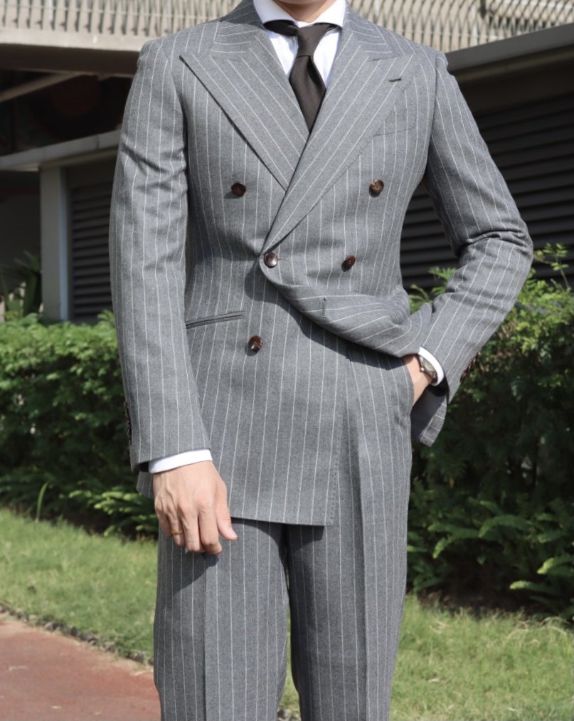 seekmited秋冬法兰绒灰色宽条纹双排扣西装上衣半麻衬手工米兰眼