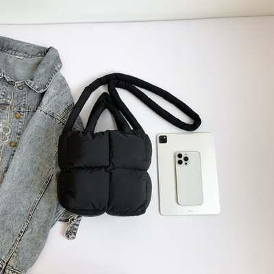 泛本FUNBEN原创设计柔软充棉枕头包菱格灯芯绒迷你托特手拎斜跨包