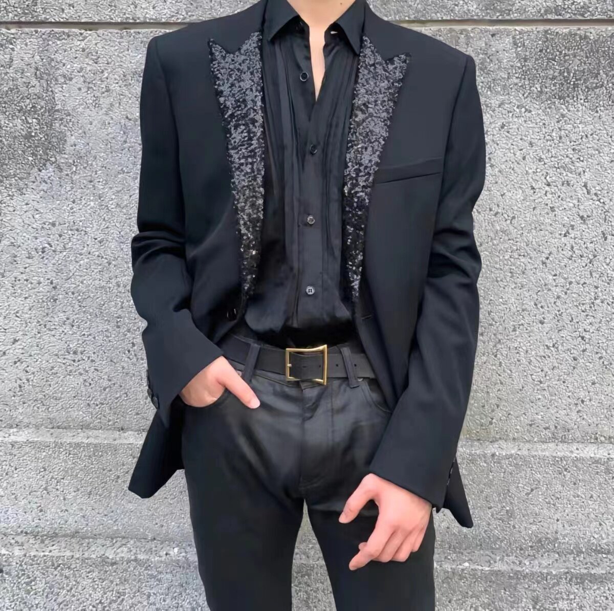 自主春秋款潮流高街四种风格西服黑鳞水钻缎面皮戗驳领轻奢高级感