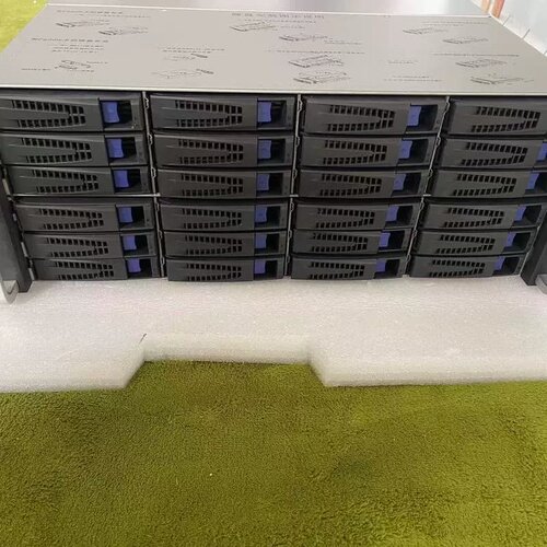 威视24盘位网路储存伺服器 DS-A71024 DS-A
