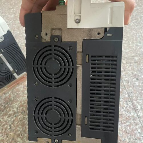 议价A5伺服驱动器 MFDHTA390E(3kw)拆机一台