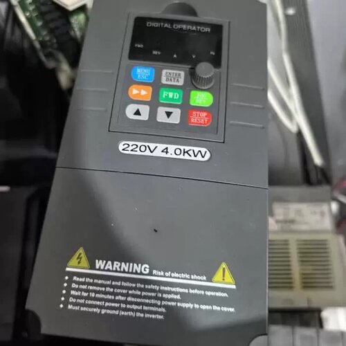 议价源信变频器WD300-2S0040G-C-KLJ 4kw 220v