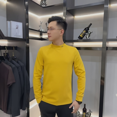 2025冬季新款男士圆领卫衣时尚百搭保暖上衣