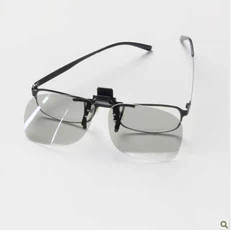 Lunettes 3D - Ref 2622538 Image 4