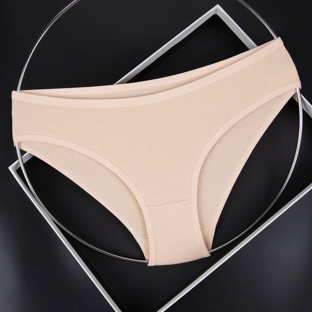 白色女士纯色简洁舒适三角裤纯棉95%棉内裤