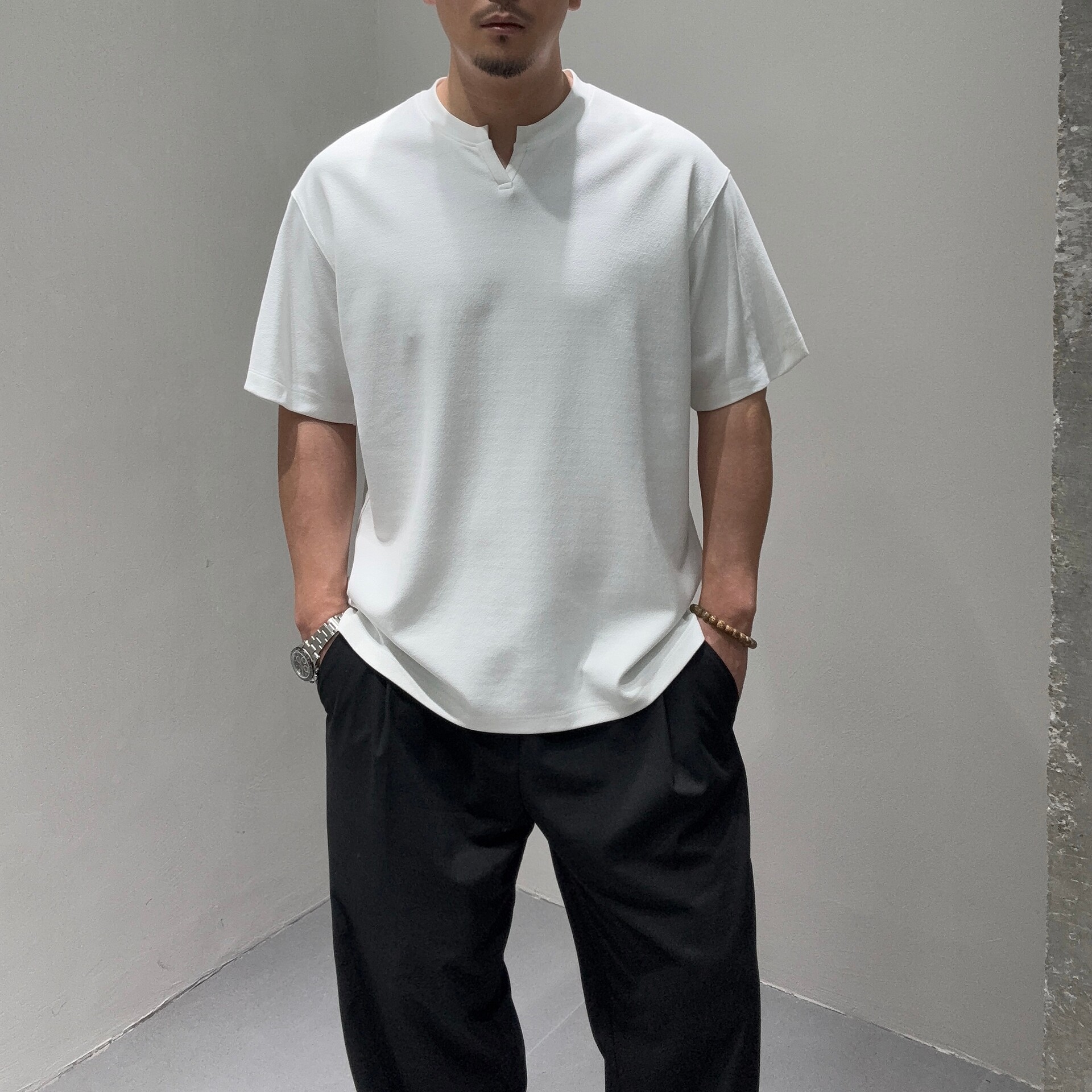 日系简约高级感亨利领短袖T恤男 夏季小V领宽松落肩 通勤百搭半袖