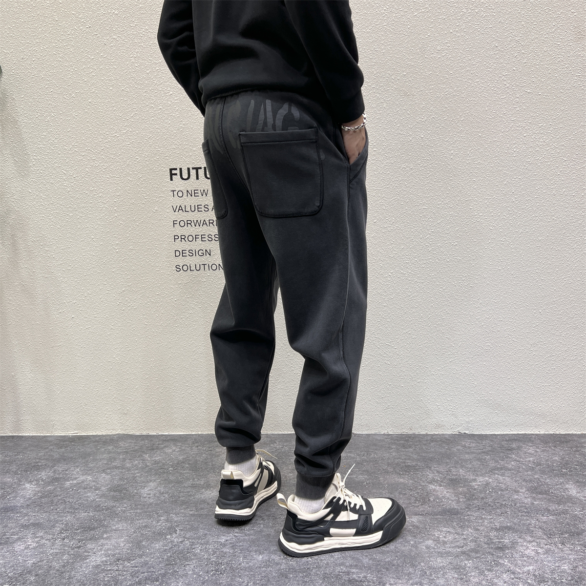 浮徒原创潮流束脚休闲运动卫裤男秋季新品微宽松小脚复古水洗长裤