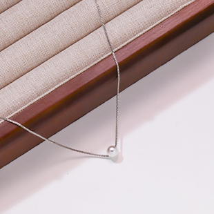 基础款式 细链配独颗珍珠精致百搭简约而不失贵气尽显温柔气质